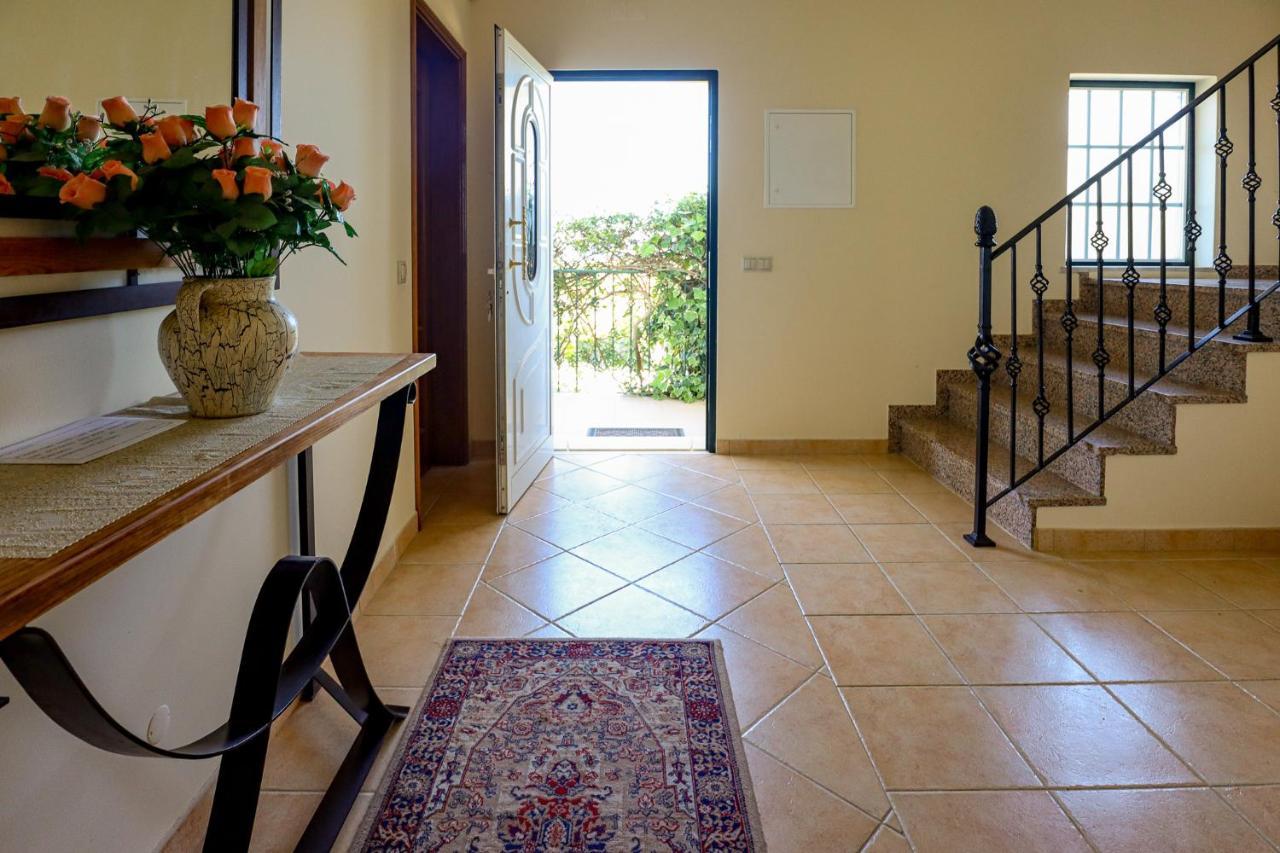 Villa Agapito - Sea View - Ac - By Bedzy Gale  Exterior photo